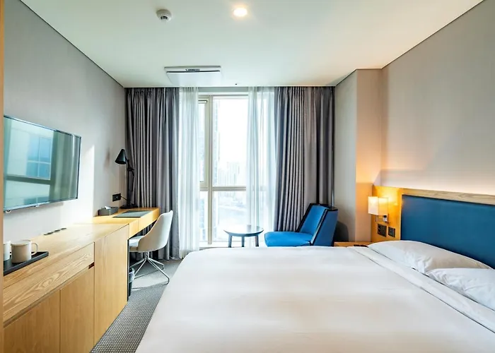 Centum Business ホテル 4*