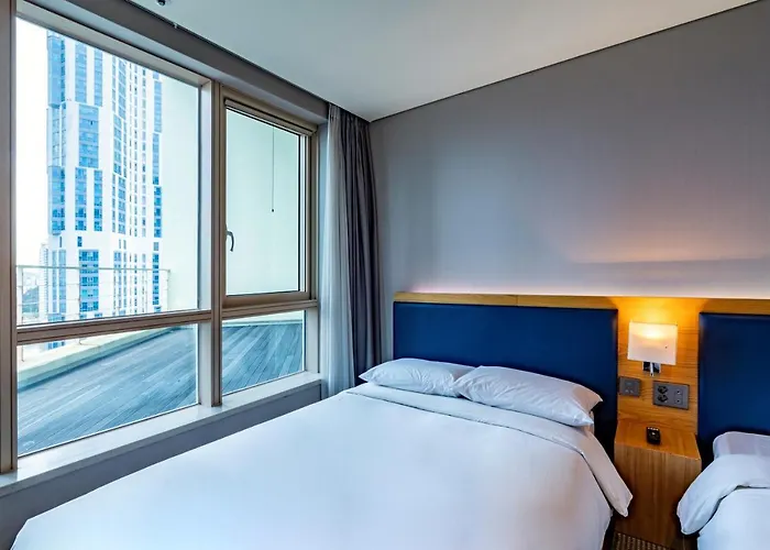 Centum Business ホテル 4*