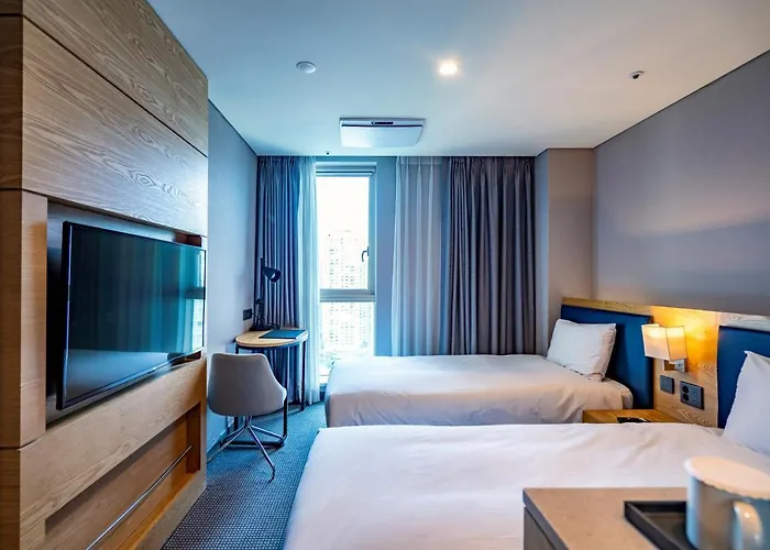 ホテル Centum Business 4*
