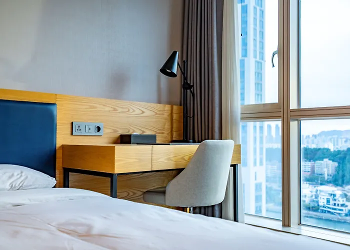 Centum Business 4*
